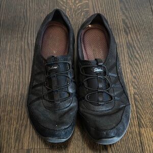 🔴🔴 Skechers Relaxed Fit Black Suede Slip On Shoes Memory Foam Women’s Size 9.5